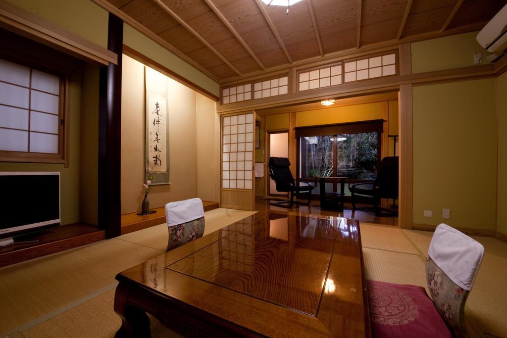Ryokan Sennari (Adults Only) Beppu Δωμάτιο φωτογραφία